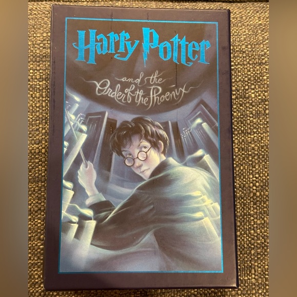 Harry Potter Order of the Phoenix Hardcover Deluxe Edition w/ Slipcover Box - Picture 3 of 13